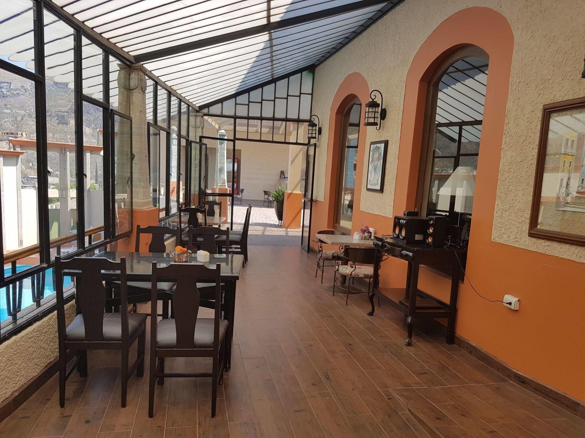 Hotel Paseo De La Presa Guanajuato Exterior photo